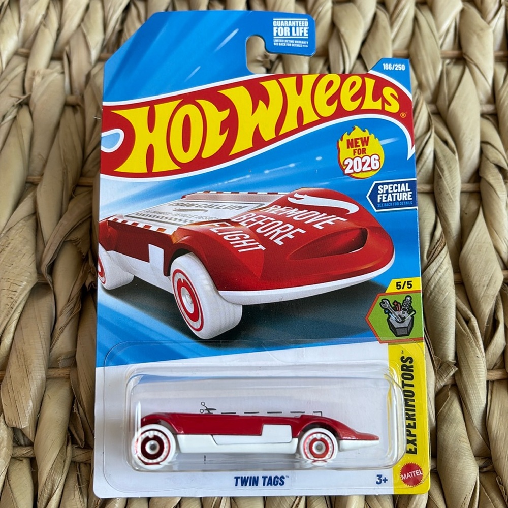 Hot Wheels Twin Tags Car Hotwheels Luggage Name Tag Keychain Fob Key Chain 🆕